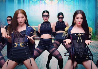 Full Kpop MV Choreo – Red Velvet “Monster” (27 Nov til 18 Dec 2020)