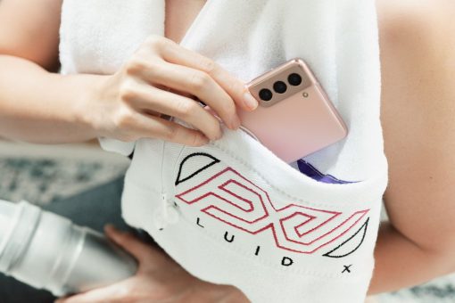Fluid X - Gym Towel with Zipper Pocket - Image 4
